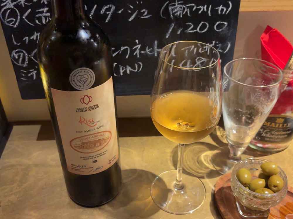 イールエビスのオレンジワイン　ジョージア